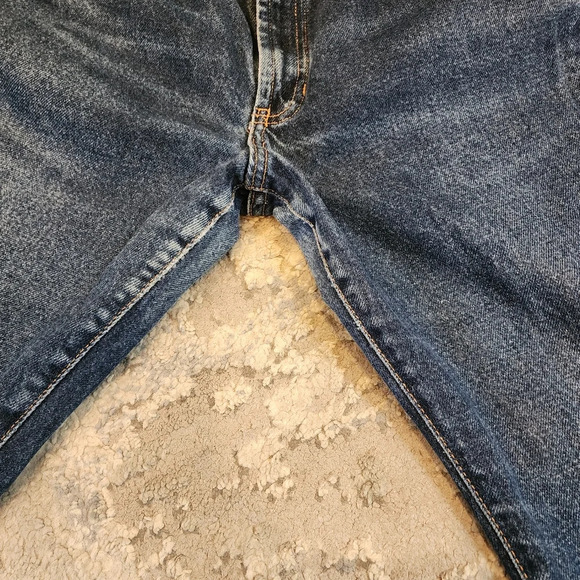 Abercrombie & Fitch boy slouch flare jeans.  Women's Size 6. - Picture 10 of 15